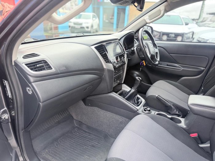 2021 Mitsubishi Triton GLS