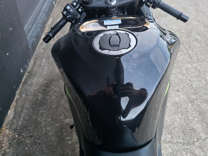2026 Kawasaki 2026 Kawasaki 636CC NINJA ZX-6R GREY