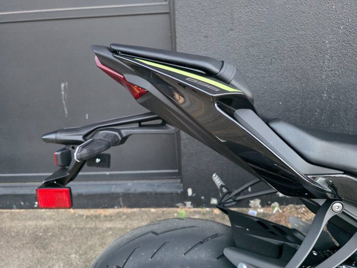 2026 Kawasaki 2026 Kawasaki 636CC NINJA ZX-6R GREY