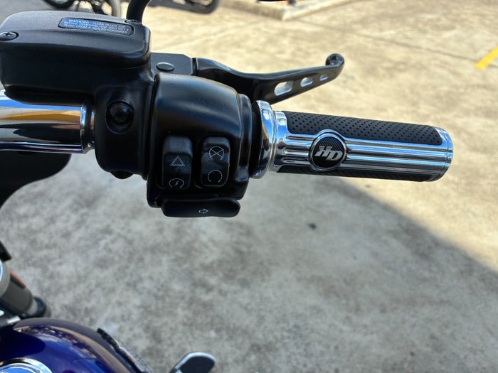 2019 HARLEY-DAVIDSON FLSB SPORT GLIDE BLUE