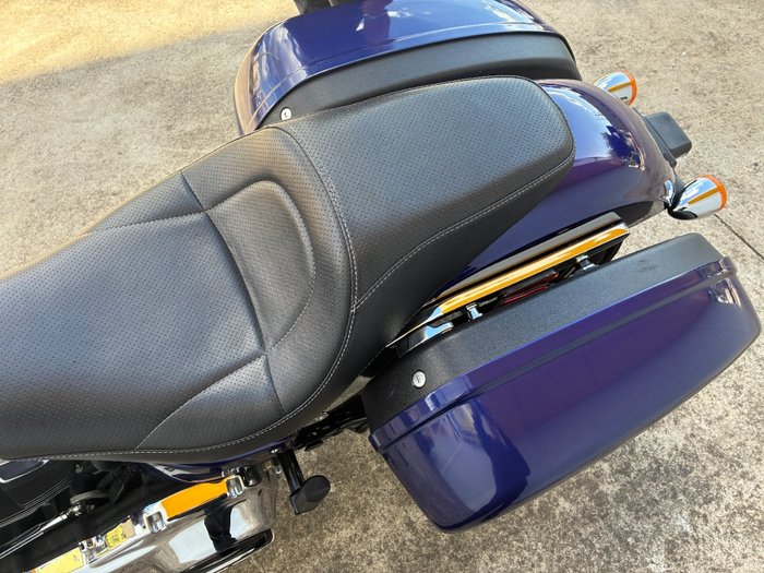2019 HARLEY-DAVIDSON FLSB SPORT GLIDE BLUE
