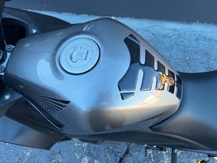 2016 Honda CBR500R SILVER
