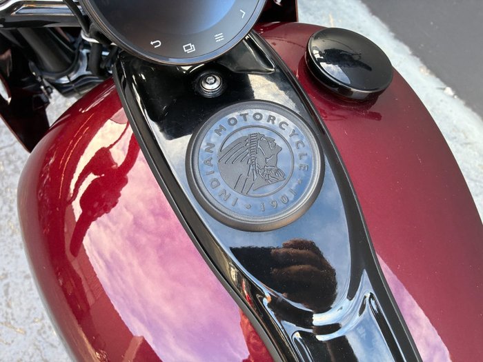 2025 Indian SPORT CHIEF Burgundy
