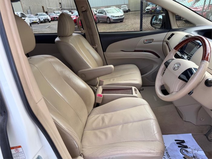2015 TOYOTA TARAGO ULTIMA V6