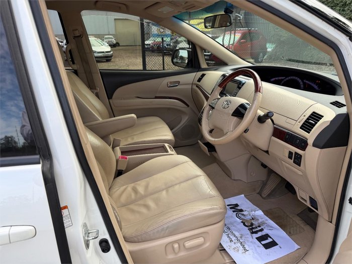 2015 TOYOTA TARAGO ULTIMA V6
