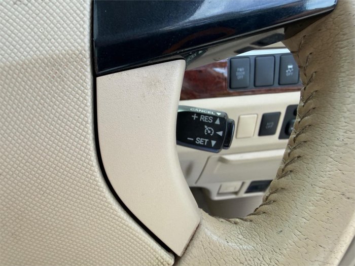 2015 TOYOTA TARAGO ULTIMA V6