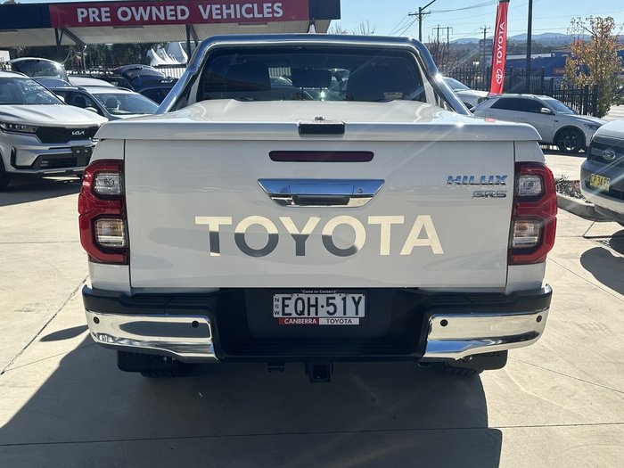 2021 Toyota Hilux SR5