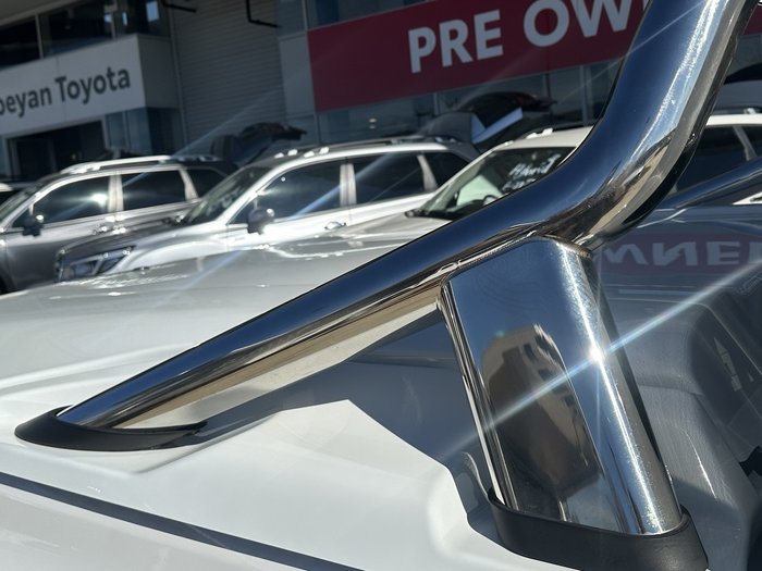 2021 Toyota Hilux SR5