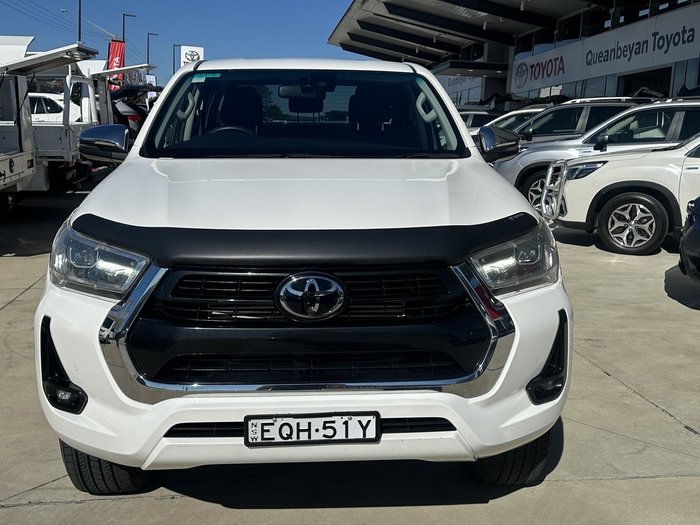 2021 Toyota Hilux SR5