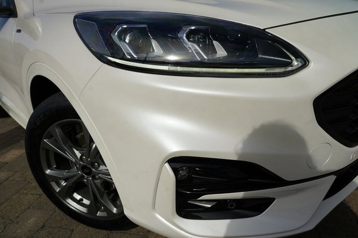 2020 Ford Escape ST-Line