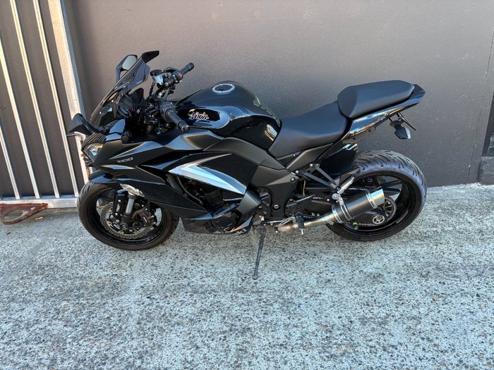 2018 Kawasaki NINJA 1000 BLACK