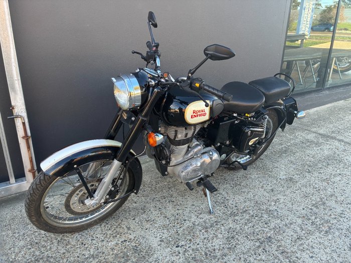 2018 Royal Enfield CLASSIC 350 BLACK