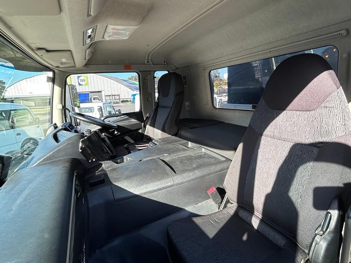 2022 Fuso Shogun FV74 460 WHITE