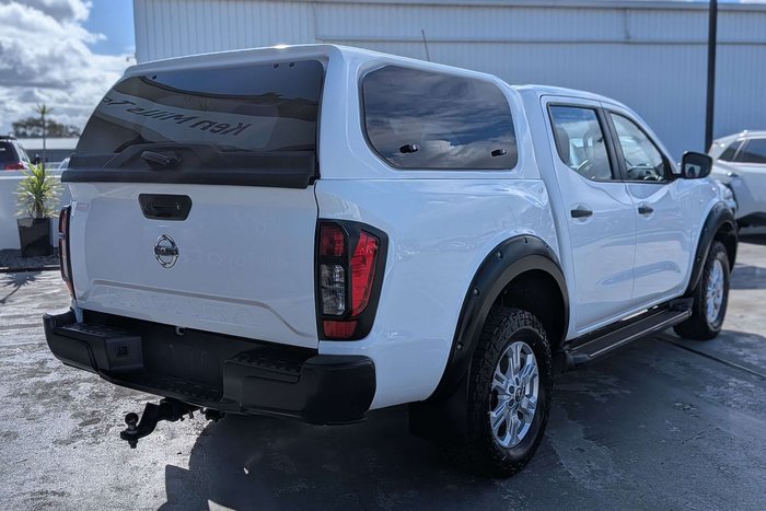 2021 Nissan Navara SL