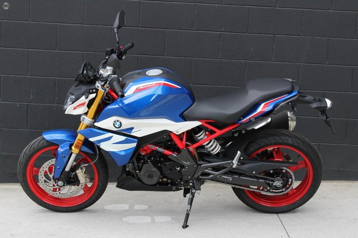 2025 BMW