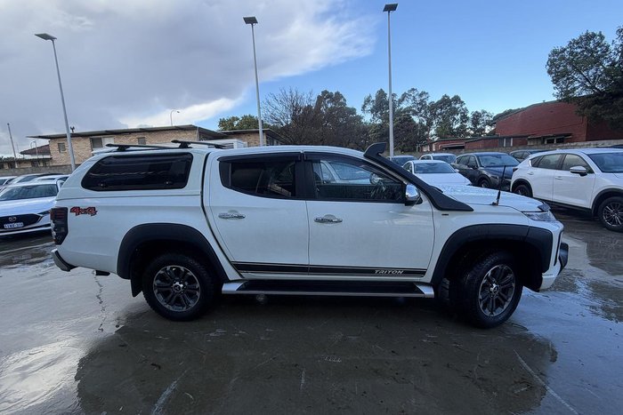 2022 Mitsubishi Triton GLS