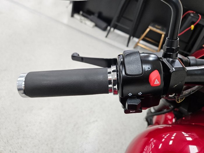 2021 Suzuki BOULEVARD M109R (VZR1800BZ) Red