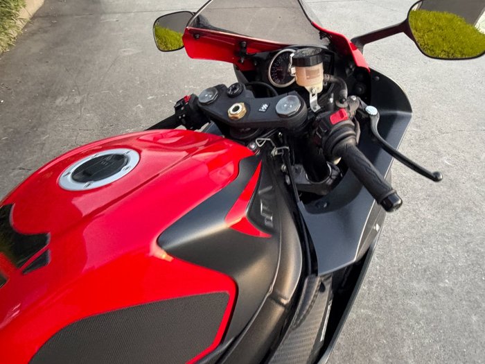 2015 Suzuki GSX-R600 Red