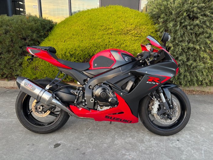 2015 Suzuki GSX-R600 Red