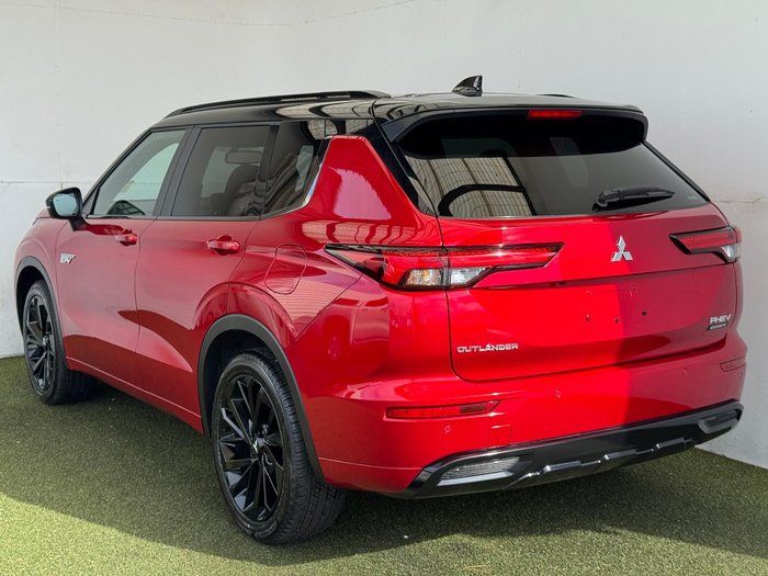 2025 Mitsubishi Outlander PHEV GSR