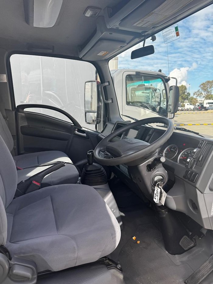 2017 Isuzu N Series NLR 45-150 Traypack