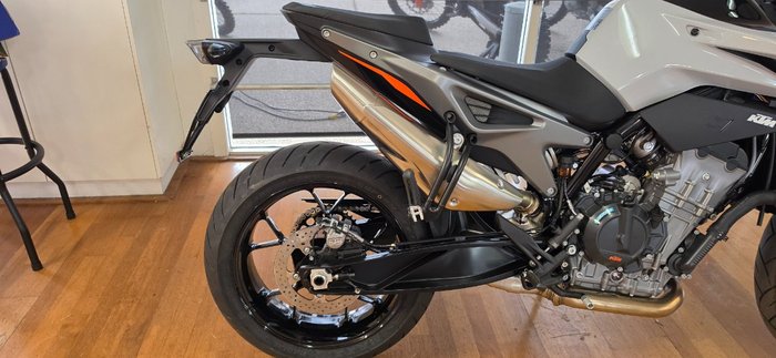 2024 Ktm 790 DUKE Grey