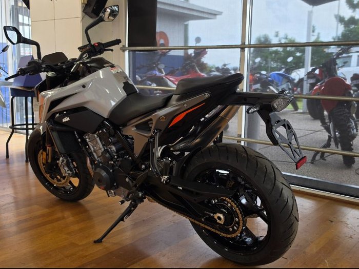 2024 Ktm 790 DUKE Grey