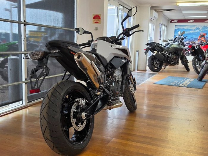 2024 Ktm 790 DUKE Grey