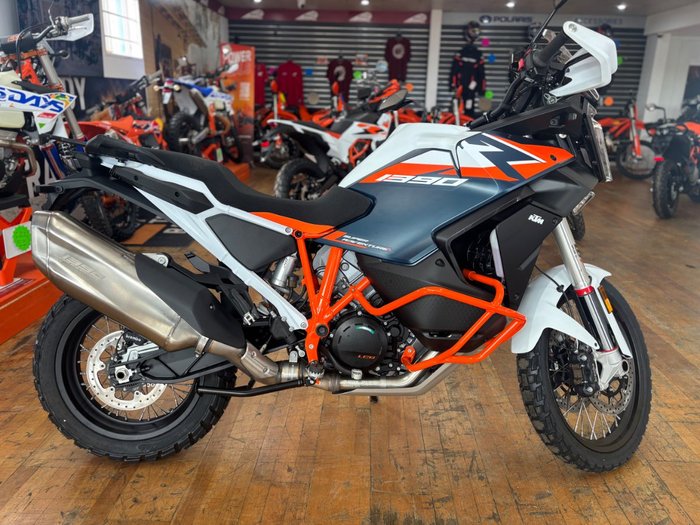 2026 Ktm 1390 SUPER ADVENTURE R Orange