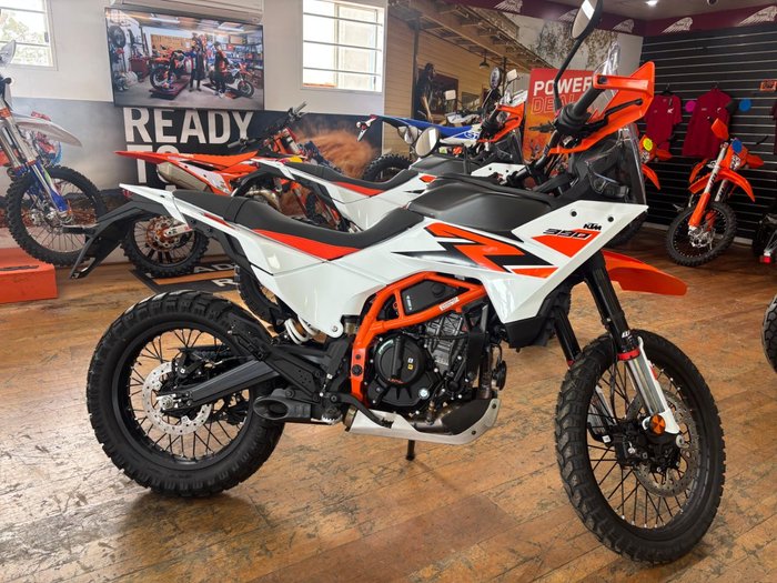 2026 Ktm 2026 KTM 390CC 390 ADVENTURE R DUAL SPORTS Orange