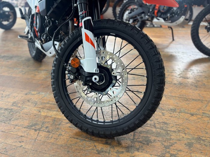 2026 Ktm 2026 KTM 390CC 390 ADVENTURE R DUAL SPORTS Orange