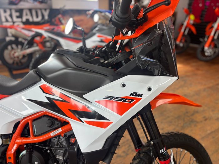 2026 Ktm 2026 KTM 390CC 390 ADVENTURE R DUAL SPORTS Orange