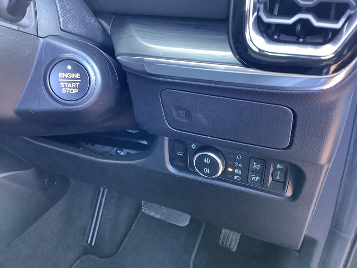 2025 Ford Everest Trend