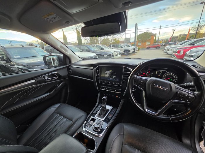 2021 Isuzu MU-X LS-T