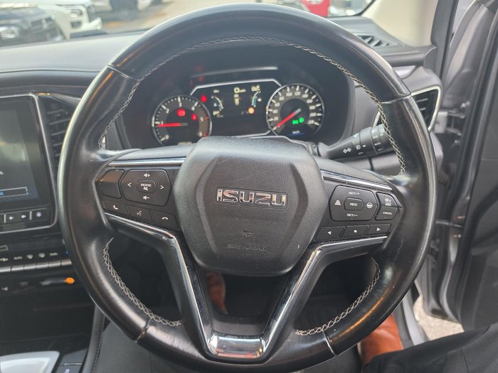 2021 Isuzu MU-X LS-T