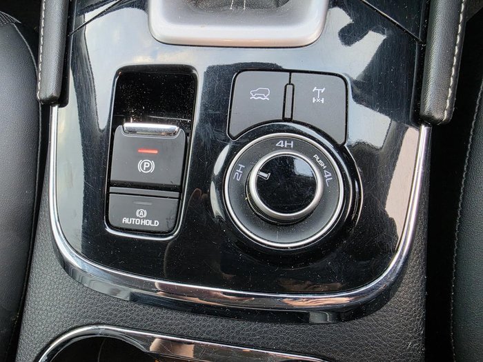 2021 Isuzu MU-X LS-T