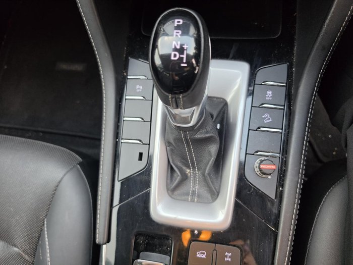 2021 Isuzu MU-X LS-T