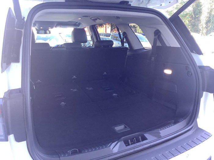 2025 Ford Everest Trend