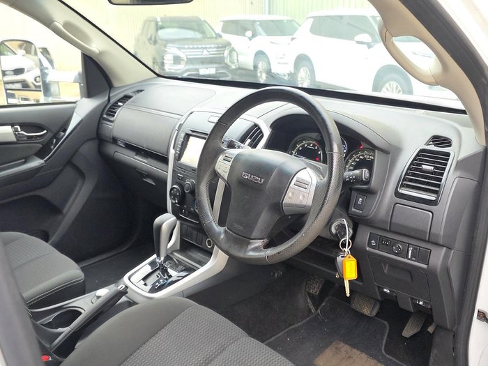 2018 Isuzu MU-X LS-M