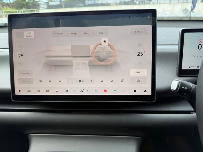 2025 Leapmotor C10 REEV Ultra Hybrid Design