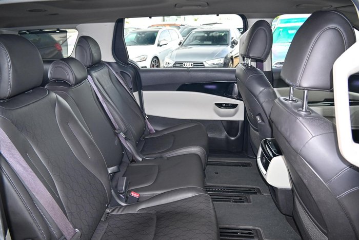 2022 Kia Carnival Platinum