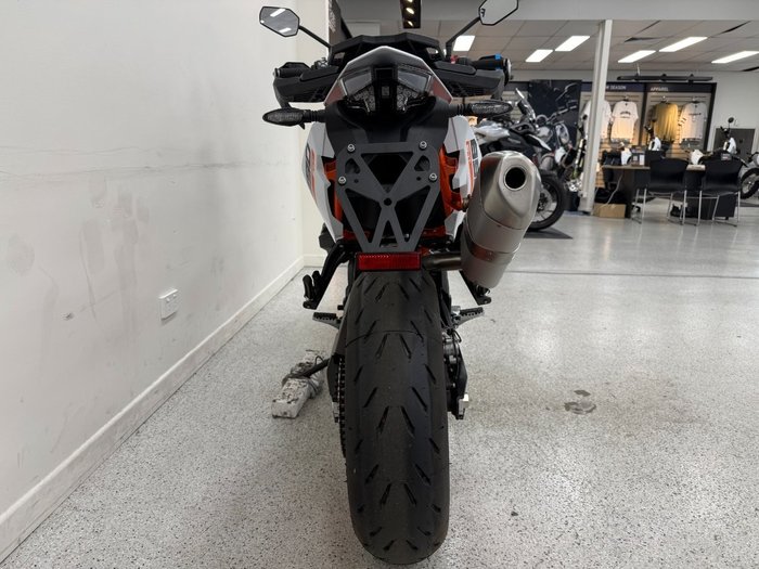 2024 Ktm 890 SM-T