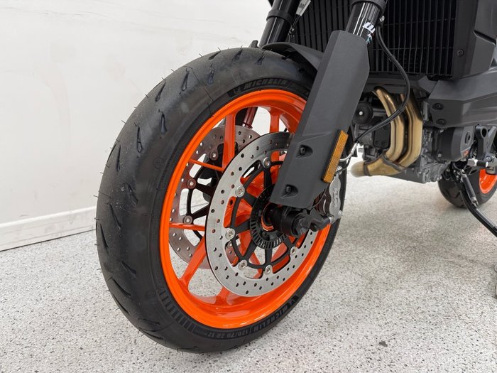 2024 Ktm 890 SM-T
