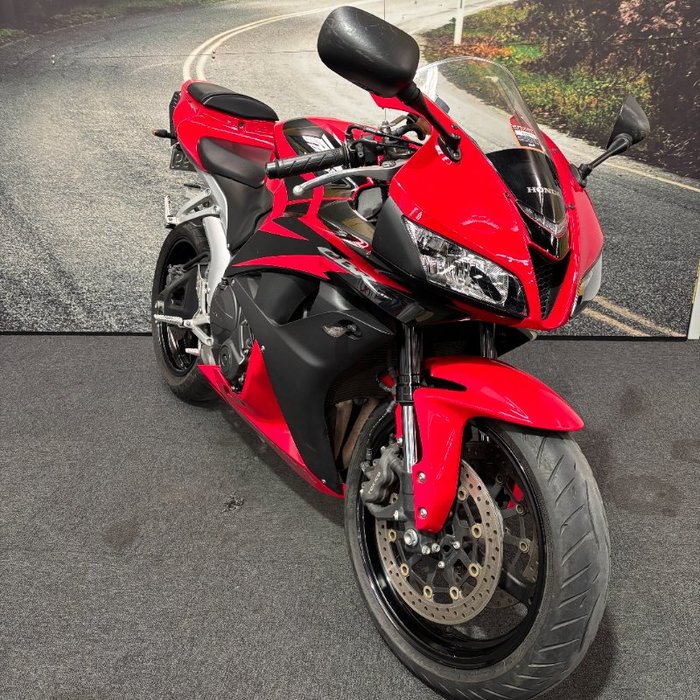 2008 Honda CBR600RR Red