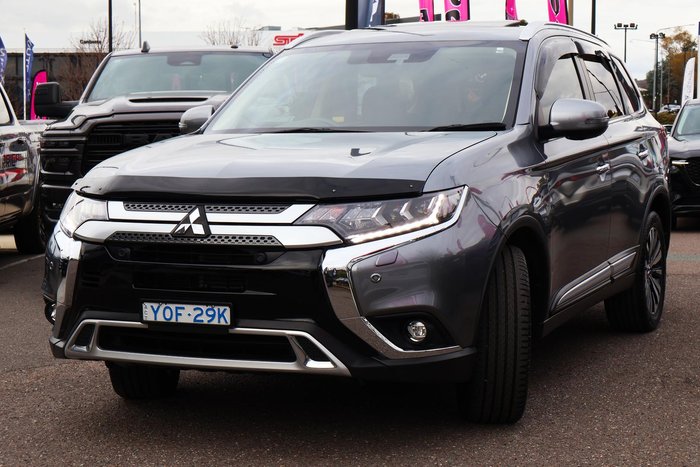 2019 Mitsubishi Outlander Exceed