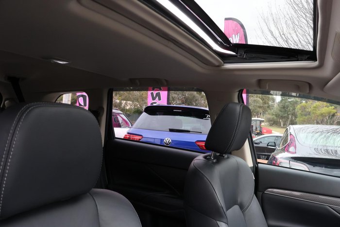 2019 Mitsubishi Outlander Exceed