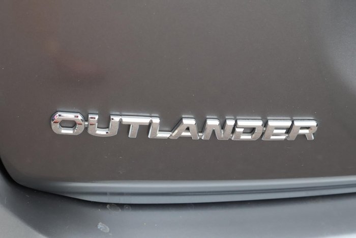 2019 Mitsubishi Outlander Exceed