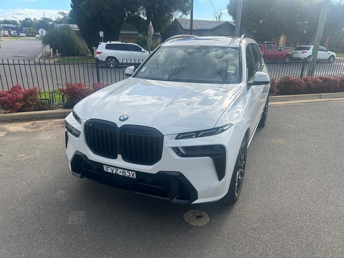 2026 BMW X7