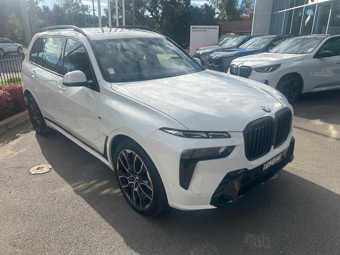 2026 BMW X7