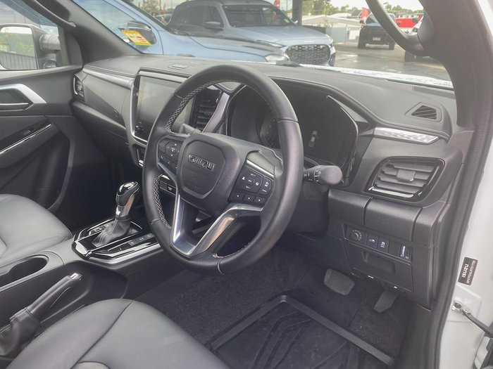 2025 Isuzu D-MAX LS-U+